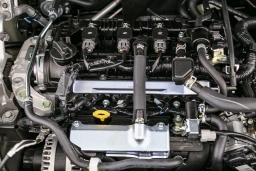 Nissan Versa SR CVT 2025