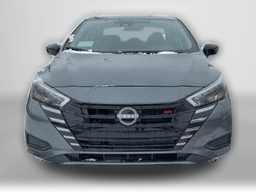 Nissan Versa SR CVT 2025