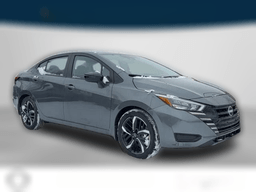 Nissan Versa SR CVT 2025