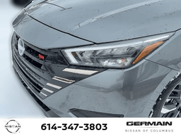 Nissan Versa SR CVT 2025