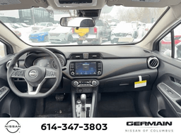 Nissan Versa SR CVT 2025