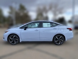 Nissan Versa SR CVT 2025