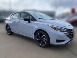 Nissan Versa SR CVT 2025