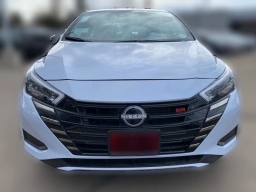 Nissan Versa SR CVT 2025