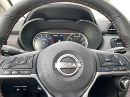 Nissan Versa SR CVT 2025