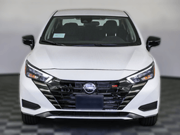 Nissan Versa SR CVT 2025