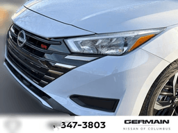 Nissan Versa SR CVT 2025