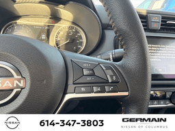 Nissan Versa SR CVT 2025