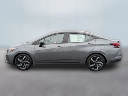 Nissan Versa SR CVT 2025