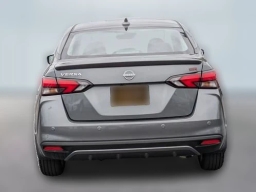 Nissan Versa SR CVT 2025