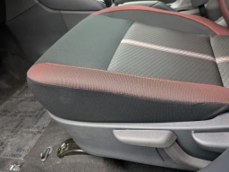 Nissan Versa SR CVT 2025