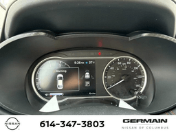 Nissan Versa SR CVT 2025