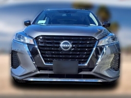 Nissan Kicks Play S FWD 2025