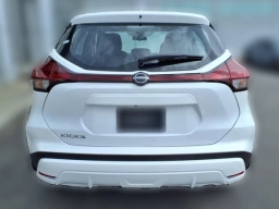 Nissan Kicks Play S FWD 2025
