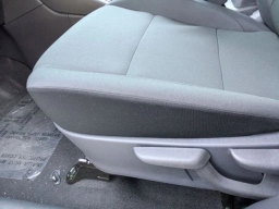 Nissan Kicks Play S FWD 2025