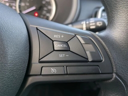 Nissan Kicks Play S FWD 2025