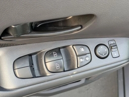 Nissan Kicks Play S FWD 2025