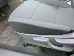 Nissan Kicks Play S FWD 2025