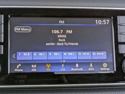 Nissan Kicks Play S FWD 2025