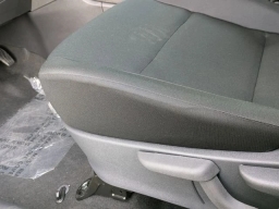 Nissan Kicks Play S FWD 2025