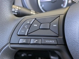 Nissan Kicks Play S FWD 2025