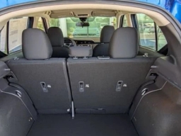 Nissan Kicks Play S FWD 2025