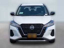 Nissan Kicks Play S FWD 2025