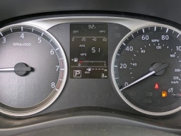 Nissan Kicks Play S FWD 2025