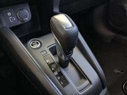 Nissan Kicks Play S FWD 2025