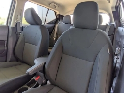 Nissan Kicks Play S FWD 2025