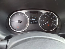 Nissan Kicks Play S FWD 2025