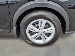 Nissan Kicks Play S FWD 2025