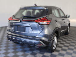 Nissan Kicks Play S FWD 2025