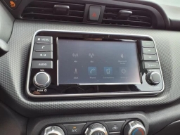 Nissan Kicks Play S FWD 2025