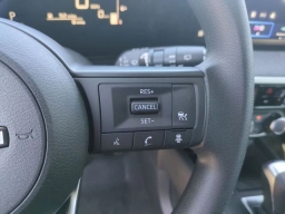 Nissan Kicks S AWD 2026