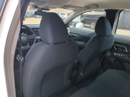 Nissan Kicks S AWD 2026