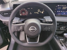 Nissan Kicks S AWD 2026