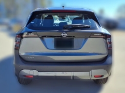 Nissan Kicks S FWD 2026