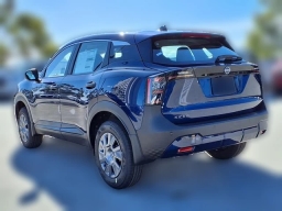 Nissan Kicks S FWD 2026