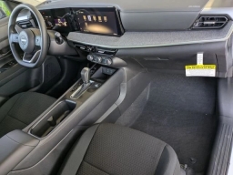 Nissan Kicks S FWD 2026