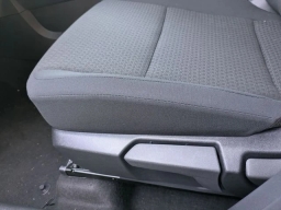 Nissan Kicks S FWD 2026