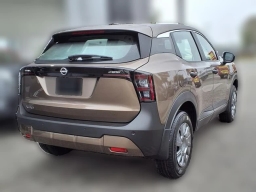 Nissan Kicks S FWD 2026