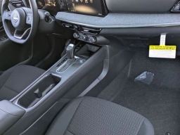 Nissan Kicks S FWD 2026