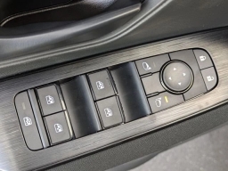 Nissan Kicks S FWD 2026