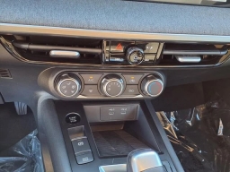 Nissan Kicks S FWD 2026