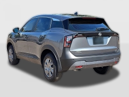 Nissan Kicks S FWD 2026