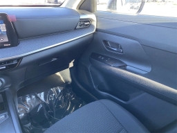 Nissan Kicks S FWD 2026