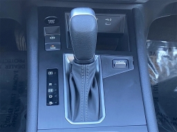 Nissan Kicks S FWD 2026