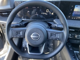 Nissan Kicks S FWD 2026