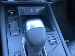 Nissan Kicks SV AWD 2026